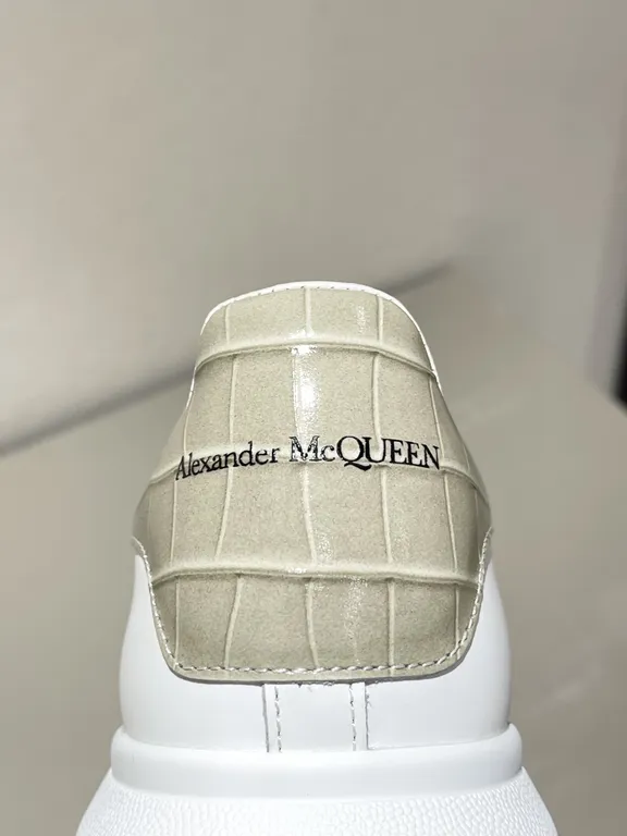 Alexander McQueen Shoe 